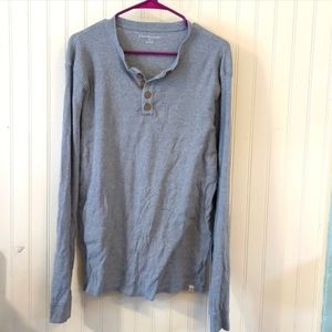 Burt’s bees baby gray Henley lounge wear top